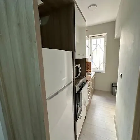 Modern In The Centre Apartment