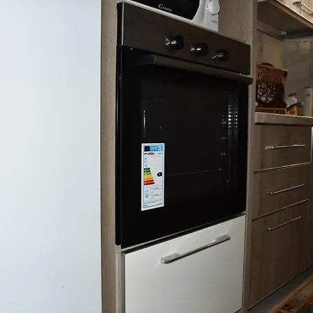 Modern In The Centre * 地拉那