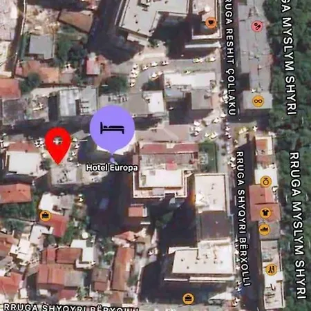 Modern In The Centre ティラナ